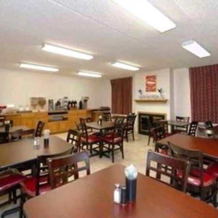 Econo Lodge At Nasa Webster Εστιατόριο φωτογραφία